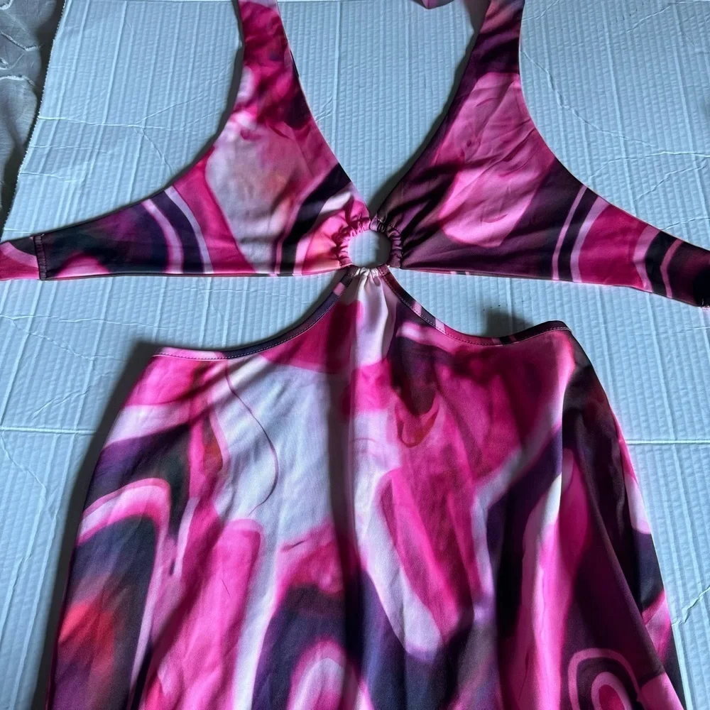 Cut out backless pink swirl party dress size medium NWOT - Picture 3 of 7